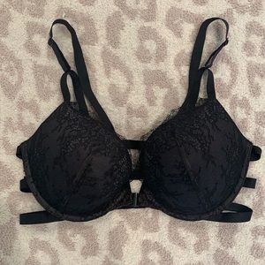 Victoria’s Secret Front Close Lace Push-up Bra